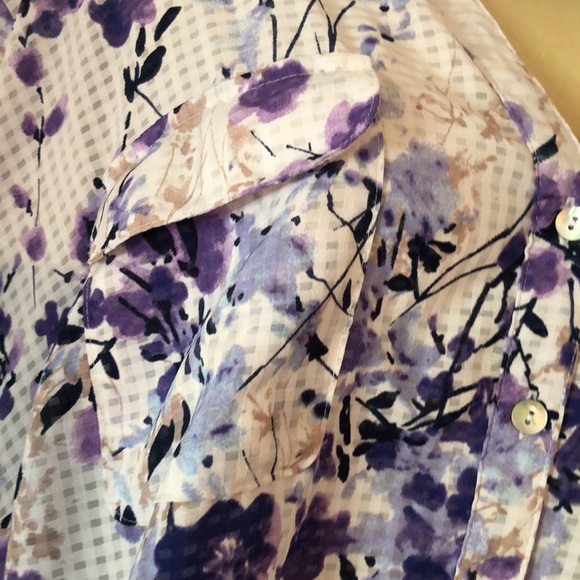 Women’s dainty Coral Bay violet lilac fall cuff sleeve floral blouse - Picture 4 of 12